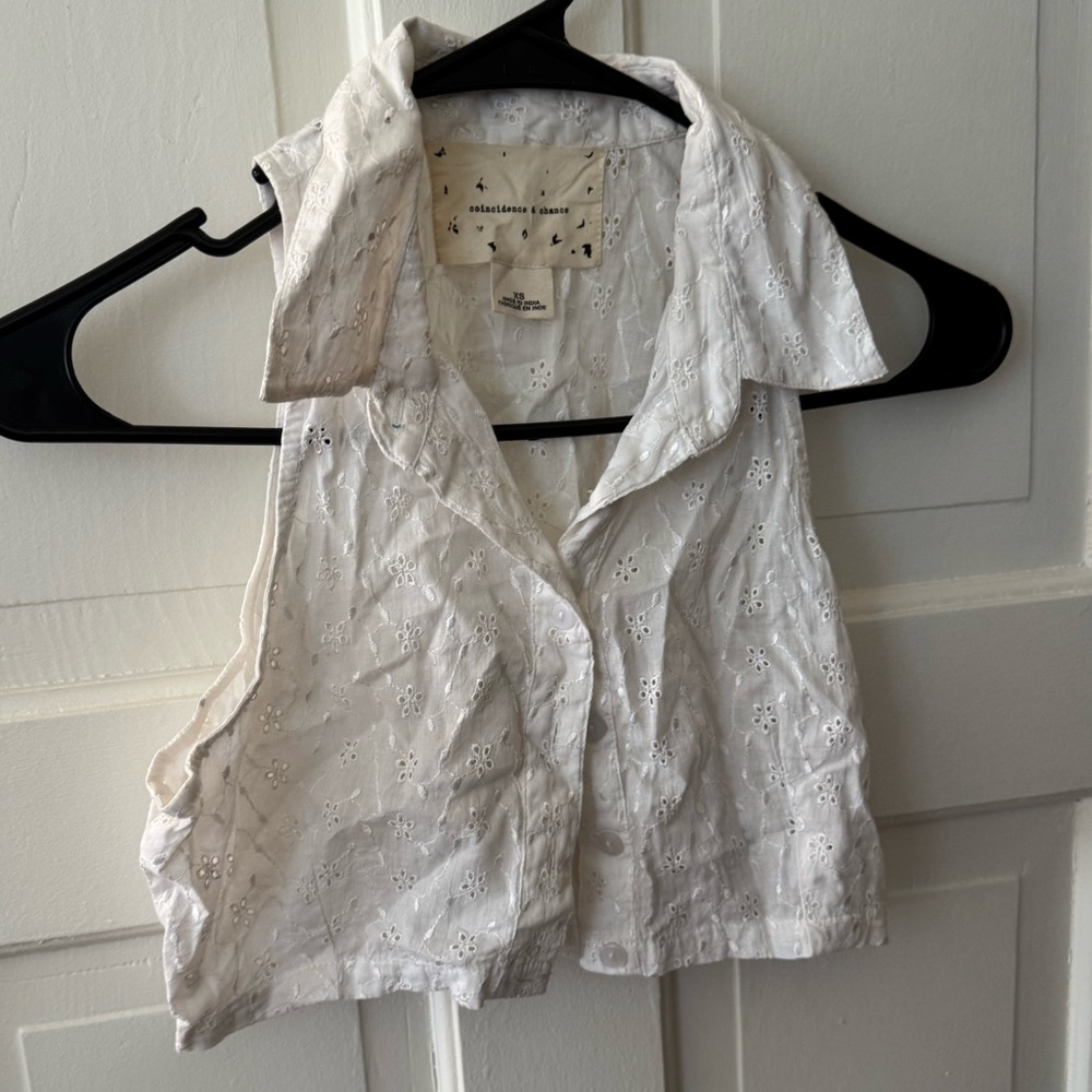 White Eyelet Sleeveless Button-Front Crop Top, XS